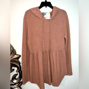 Women’s plush hooded babydoll top!